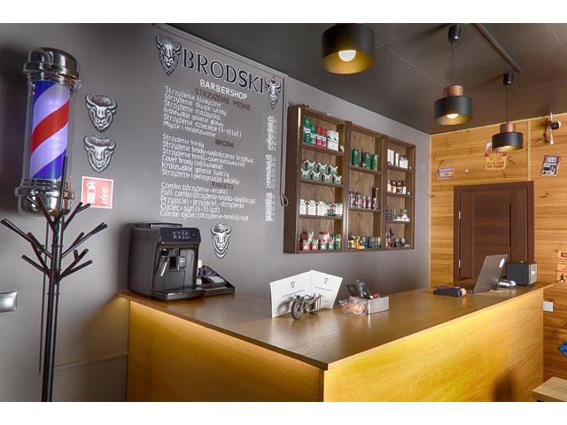 Барбер / Мужской парикмахер / Барберка в Варшаве Варшава - e-Delo.pl - Работа в Польше